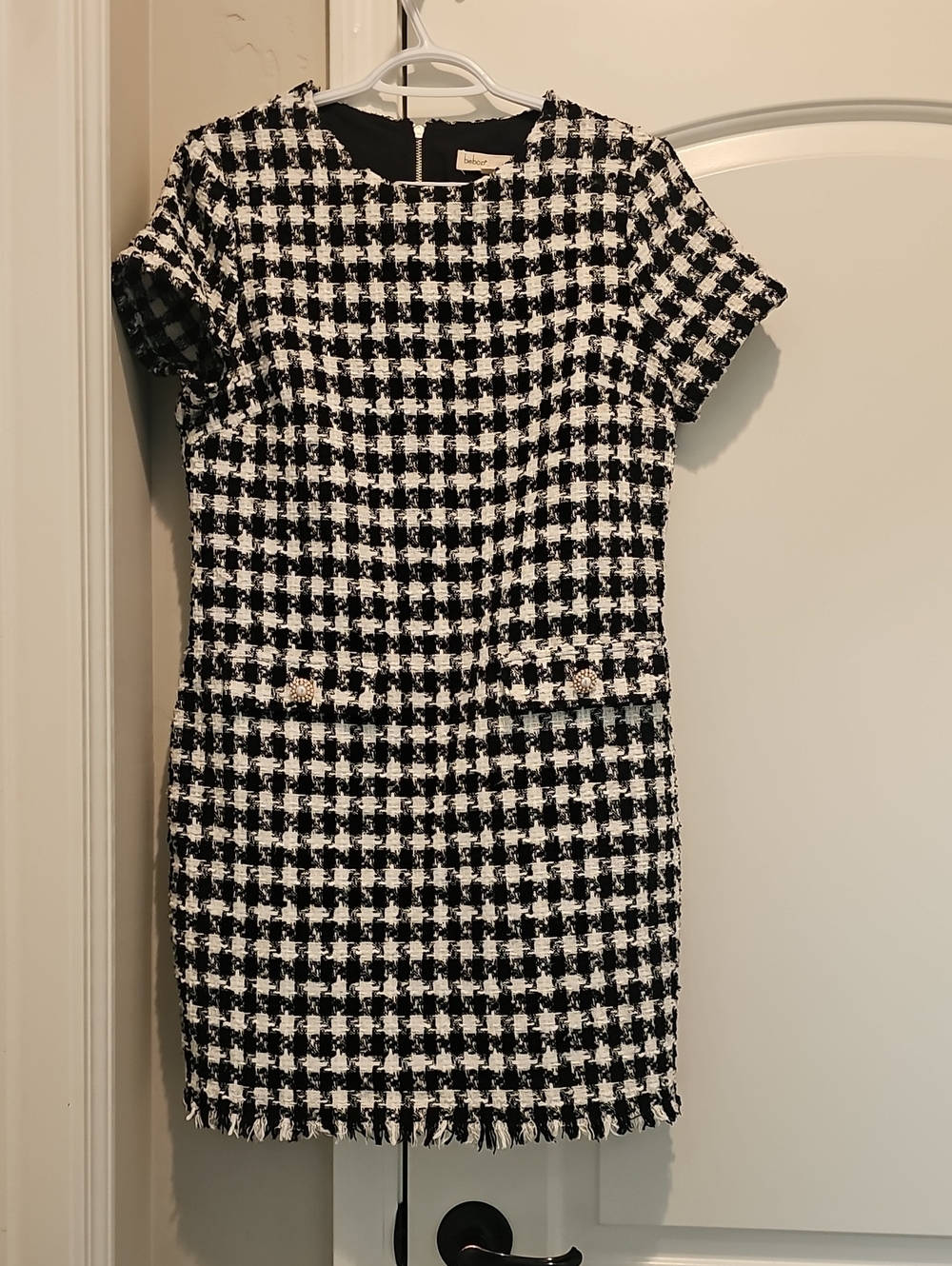 BeBop Black and White Houndstooth Short Sleeve Shift Dress